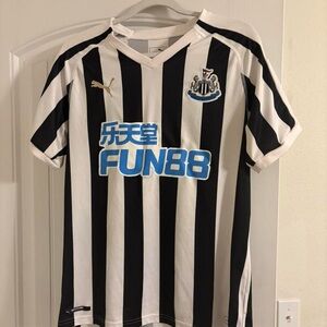 Newcastle United x Puma Sports Jersey